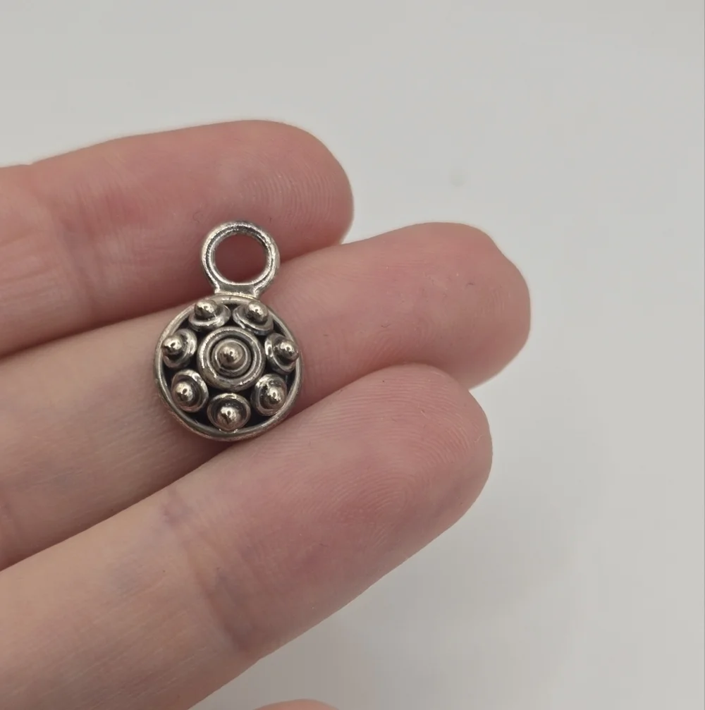 Doug Paulus DP India Sterling Silver 925 Pendant